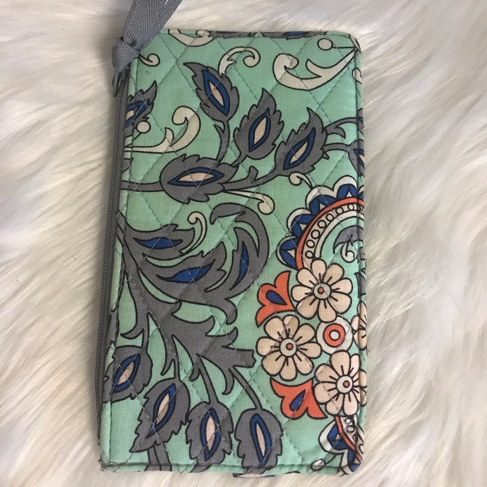Vera Bradley card wallet - Picture 3 of 4